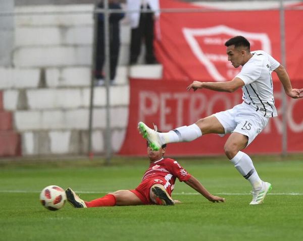 Libertad vence a un combativo Fernando y está en cuartos - Fútbol - ABC Color