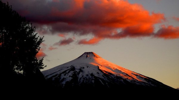 Alerta en Chile ante posible erupción de volcán » Ñanduti