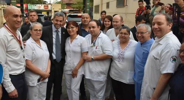 Gobierno fortalece servicio del Hospital de Trauma con aportes de EBY y anuncia más inversiones