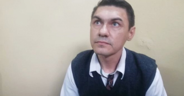 Funcionario fue sorprendido al “tocar” dinero
