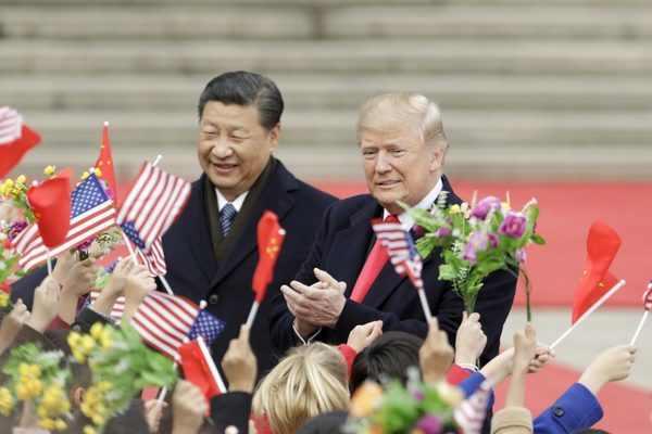 China busca un alivio en guerra comercial