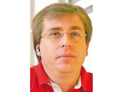 Goli Stroessner arremete contra Gobierno de Marito