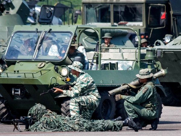 Doce países activan pacto militar ante la “amenaza” en Venezuela