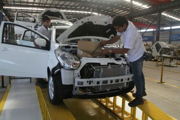 Evaden hablar sobre negociación para el acuerdo automotriz