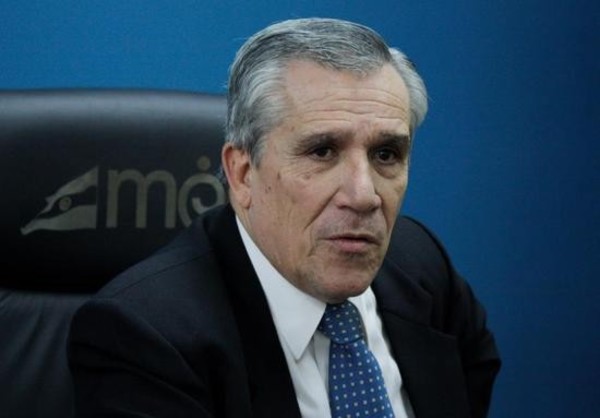 Exministro opina que Villamayor no es apto para el cargo que ocupa