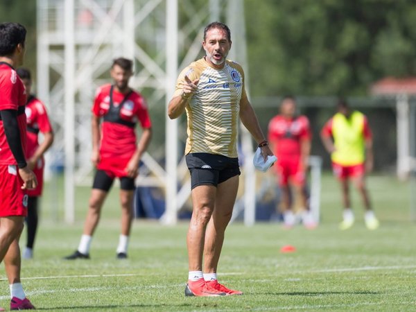 Gustavo Matosas descarta que la directiva del San Luis le imponga jugadores