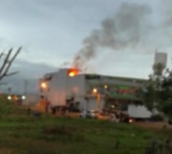 Incedio en supermercado Bonimar - Paraguay.com