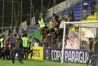 Cristóbal Colón de Ñemby elimina a Olimpia de la Copa Paraguay - .::RADIO NACIONAL::.