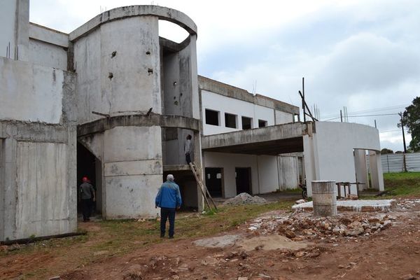 Reinician construcción del Hospital de IPS de San Juan - Nacionales - ABC Color