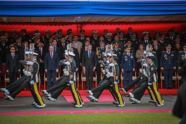 Armada Paraguaya celebra su día con presencia del jefe de Estado