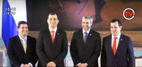 Mario Abdo Benítez toma juramento a nuevos ministros de Agricultura y de Justicia | .::Agencia IP::.