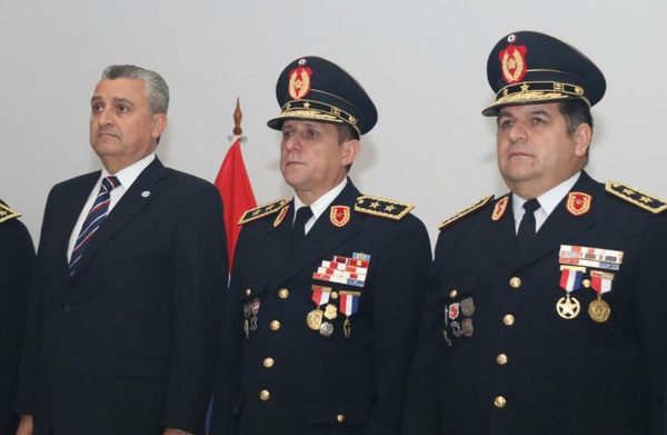 Ejecutivo nombra a Fracisco Resquín como nuevo comandante de la Policía Nacional - .::RADIO NACIONAL::.