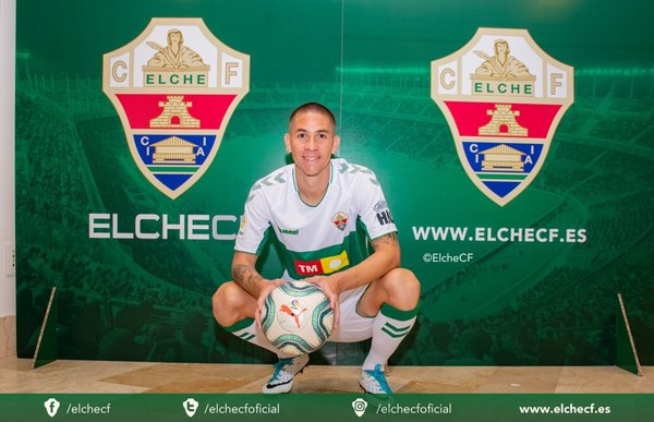 Danilo Ortiz fue presentado en el Elche