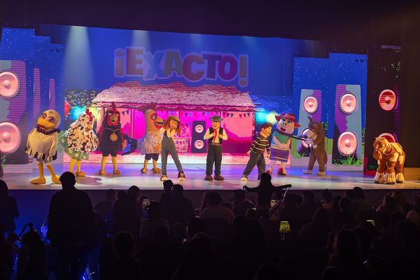Obra “La granja de Zenón” en el Hotel Guaraní
