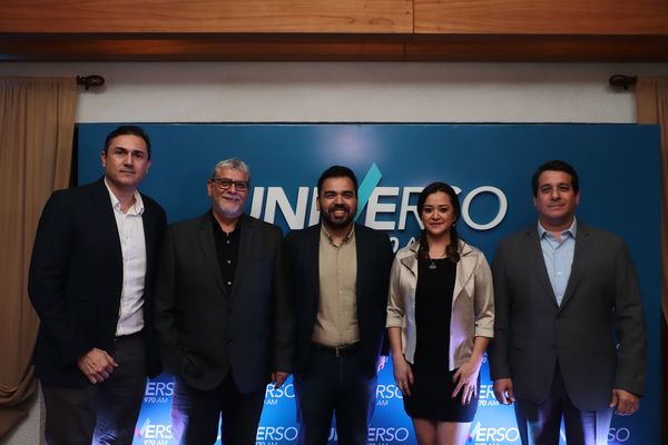 La noche de Universo 970