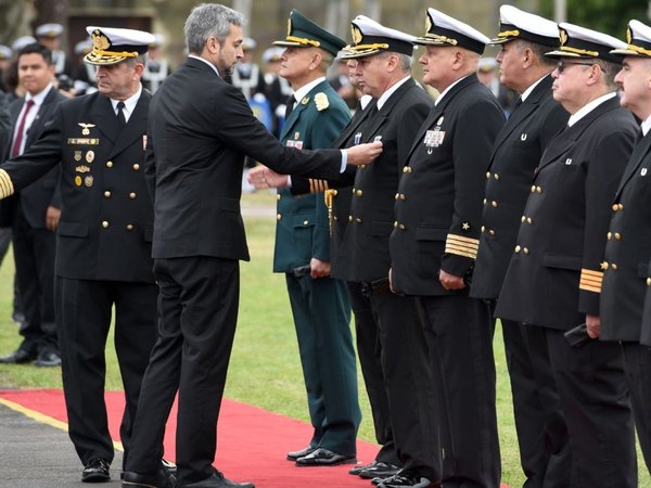 Mario Abdo insiste con enmienda para militarizar lucha contra crimen