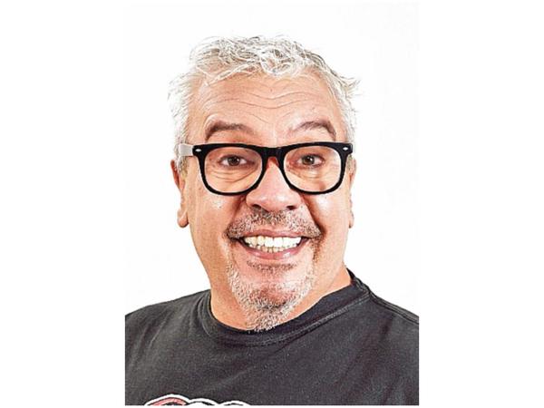 Coco Sily actúa en Asunción