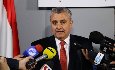 HOY / Villamayor no piensa renunciar y destaca sus logros al frente del Interior