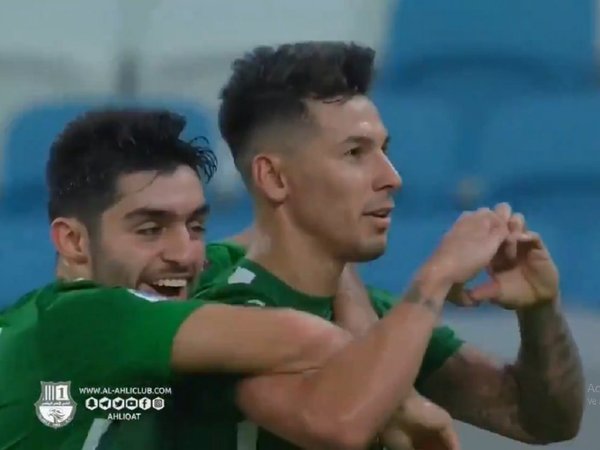 Golazo a lo Panenka de Hernán Pérez en Qatar