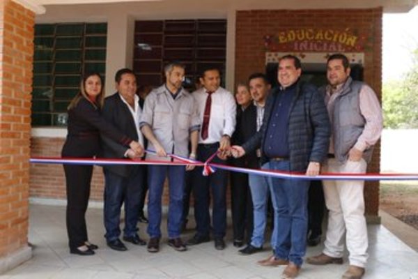 Gobierno habilita obras en Instituto de Formación Docente de Horqueta - .::RADIO NACIONAL::.
