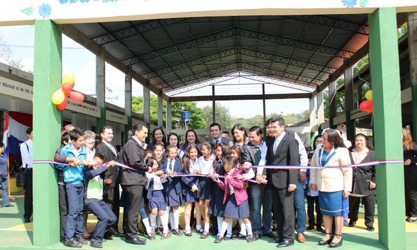 Inauguran obras en escuela de Presidente Franco