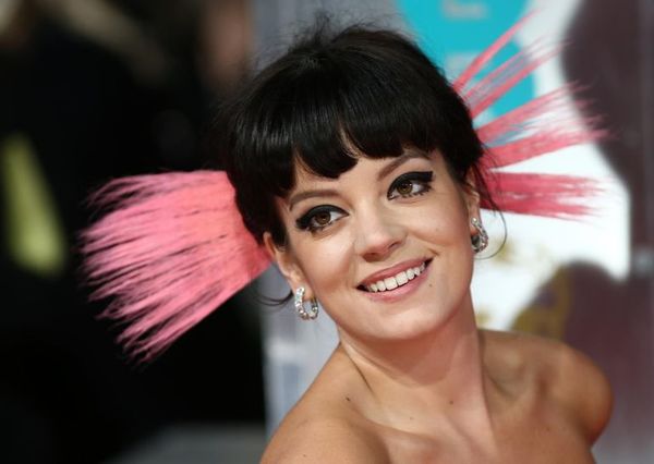 Lily Allen dice que Warner Music no adoptó medidas ante agresión sexual - Gente - ABC Color