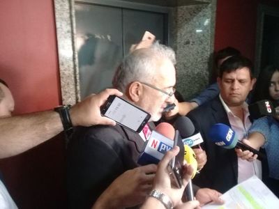 Tiroteo Costanera: defensa de exdirector de Emboscada dice que hay falta administrativa y no hecho punible - Periodísticamente - ABC Color