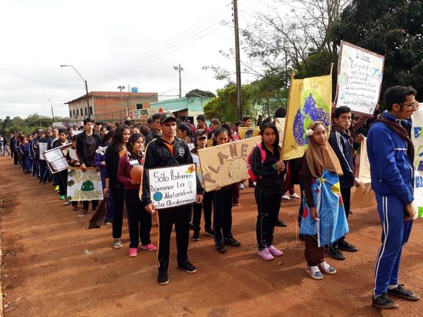 Unos 1500 jóvenes participaron de “Fiesta estudiantil un día sin celulares”