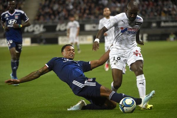 El Amiens, en el tiempo añadido, frustra al Lyon - Fútbol - ABC Color