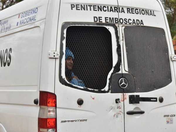 Móvil que llevaba a Samura estuvo gran parte del trayecto sin custodia policial