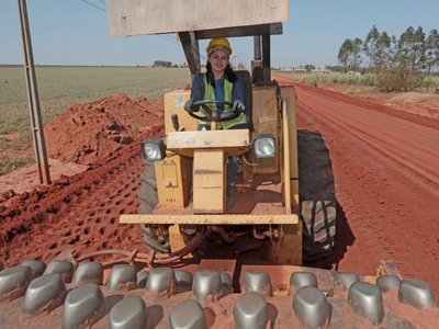 Las mujeres paraguayas que construyen rutas