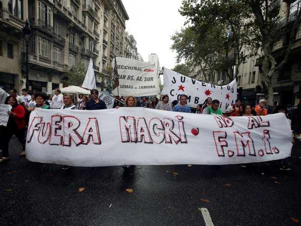 FMI no hará desembolso hasta que haya nuevo presidente en Argentina
