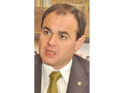 “Necesita  mejorar más”