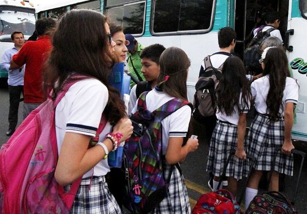 Uno de cada seis niños no estudia - Internacionales - ABC Color
