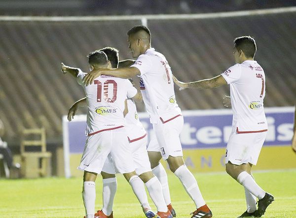 River logró un gol agónico para festejar