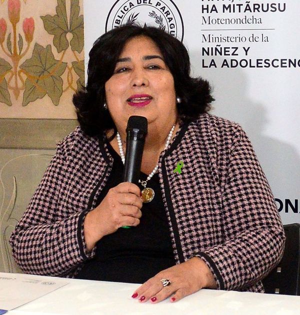 Funcionarios repudian a titular del Ministerio de la Niñez - Nacionales - ABC Color