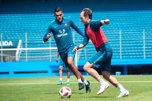 ¿Juega Saiz y Carrizo al banco? - Fútbol - ABC Color