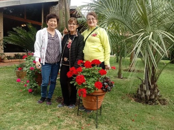 DOÑA JUANA Y SUS 30 AÑOS DE AMOR POR LAS PLANTAS