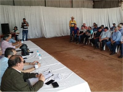Productores descartan tractorazo