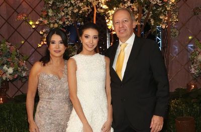 La hermosa fiesta de 15 de Yazmín