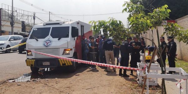 En asalto a cajero automático, malvivientes matan a un guardia