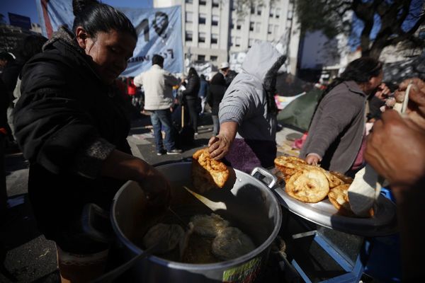 Con Macri, un plato de comida es prioridad para los argentinos