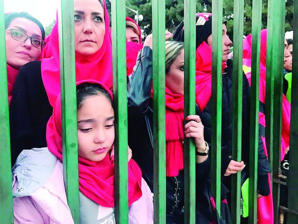 Las mujeres hinchas de fútbol de Irán