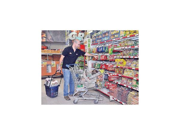 Contrabando reduce ventas, según el titular de Capasu