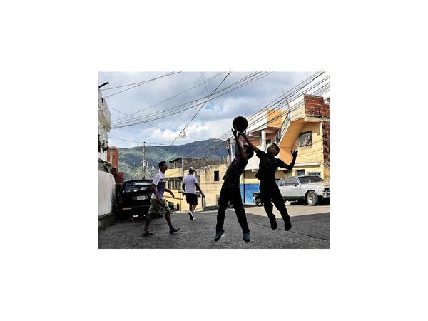 Hiperinflación, materia pendiente en la vuelta a clases en Venezuela