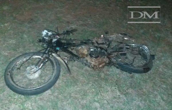 San Ignacio; motociclista fue encontrado sin vida, aparentemente le chocaron - Digital Misiones