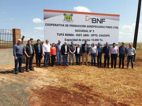 Cooperativa de productores de Caazapá inaugura silo con crédito del BNF | .::Agencia IP::.