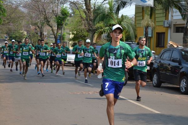 Más de 100 atletas participaron de corrida en San Juan Bautista - Polideportivo - ABC Color