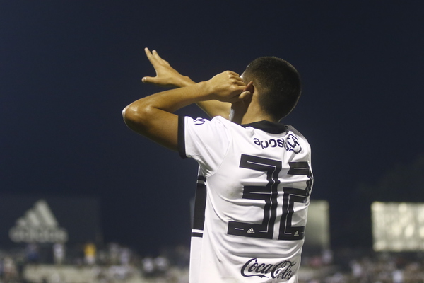 Erik López anota su tercer gol, en su tercer partido, con la Franja Negra