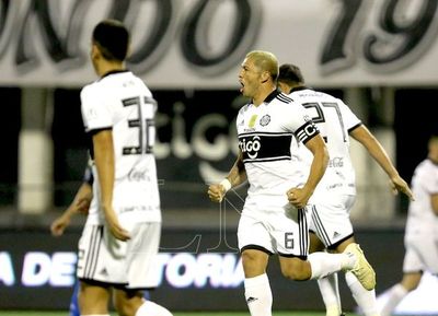 Goleadores “inesperados” mantienen arriba a Olimpia